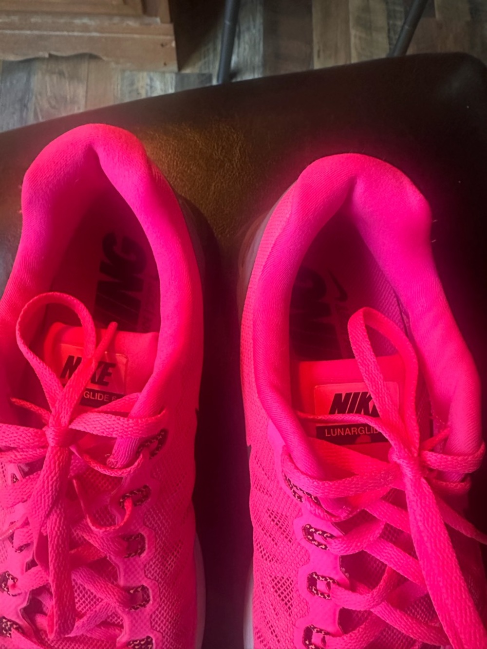 Nike Women's Neon Pink Lightweight Running Shoes - Picture 7 of 13